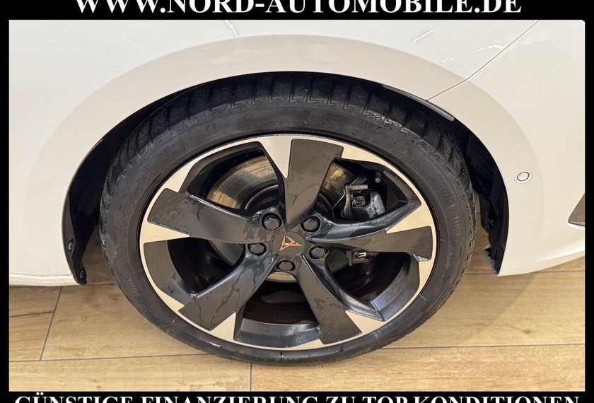 Cupra Leon Leon 1.4 TSI e-HYBRID DSG Kamera/Navi/LED/18