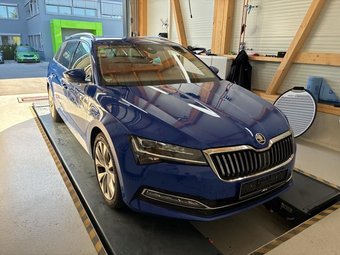 Skoda Superb Superb Combi Style 2.0 TDI DSG AHK/ACC/Virt.Cock