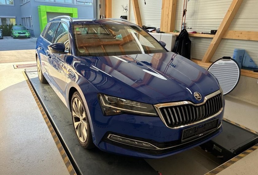 Skoda Superb Superb Combi Style 2.0 TDI DSG AHK/ACC/Virt.Cock