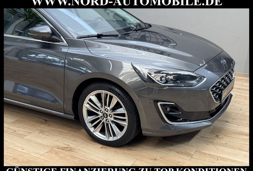 Ford Focus Focus Lim VIGNALE 1.5 EB *AHK*PANO*SCHÖN VOLL*