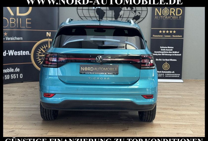 Volkswagen T-Cross T-Cross R-Line 1.0 TSI DSG Kamera/LED/18/Navi