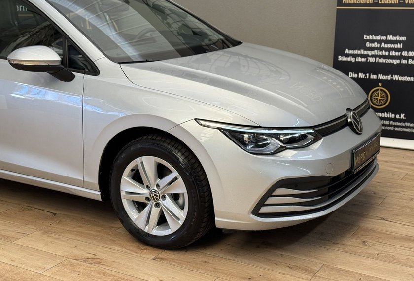 Volkswagen Golf Golf Variant Life 1.5 eTSI DSG AHK/Navi/LED/