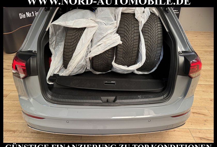 Volkswagen Golf Golf Variant Style 1.5 eTSI DSG Kamera/AHK/Navi/