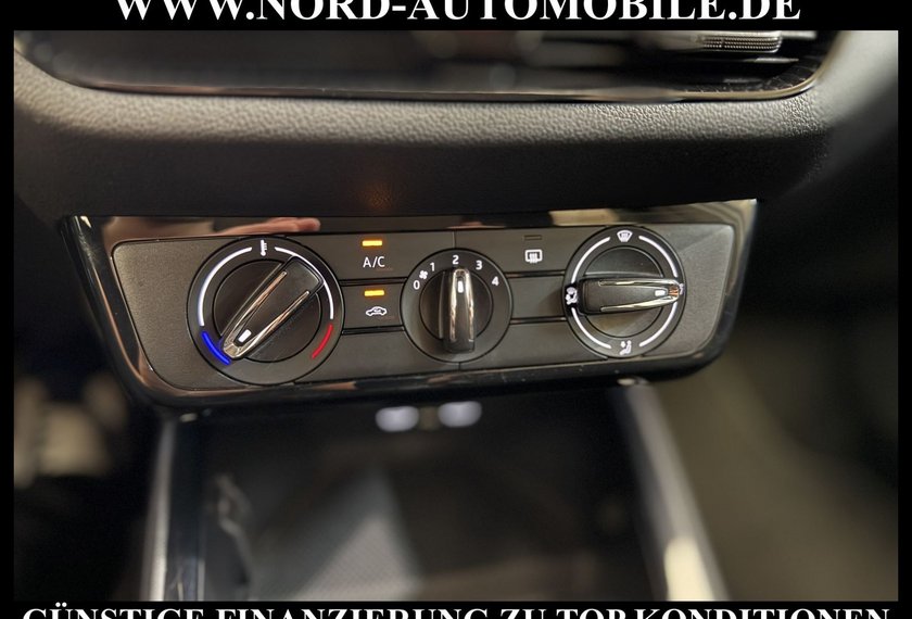 Skoda Fabia Fabia 1.0 MPI Active Klima/Spurhalte/LED