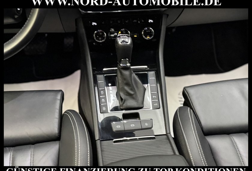 Skoda Superb Superb Combi Laurin &amp; Klement 2.0 TDI DSG AHK/19