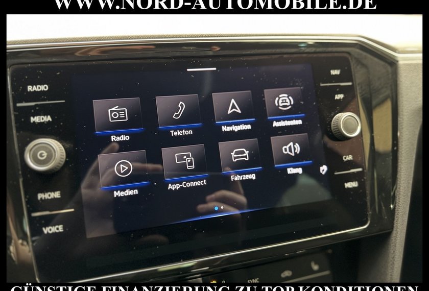 Volkswagen Passat Variant Passat Variant 2.0 TDI DSG Kamera/Navi/LED/18 Bu