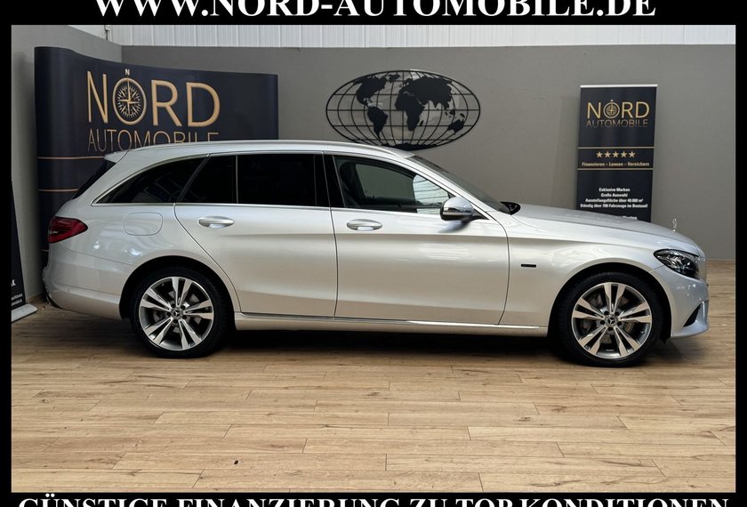 Mercedes-Benz C 300 C 300 T de 9G-Tronic Leder*Navi*LED*APS*AHK*18''