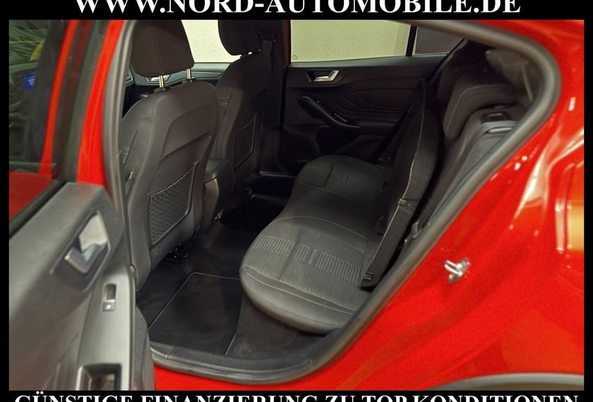 Ford Focus Focus Lim. 2.0 EB Diesel ACTIVE X *AHK*STHZ*LED