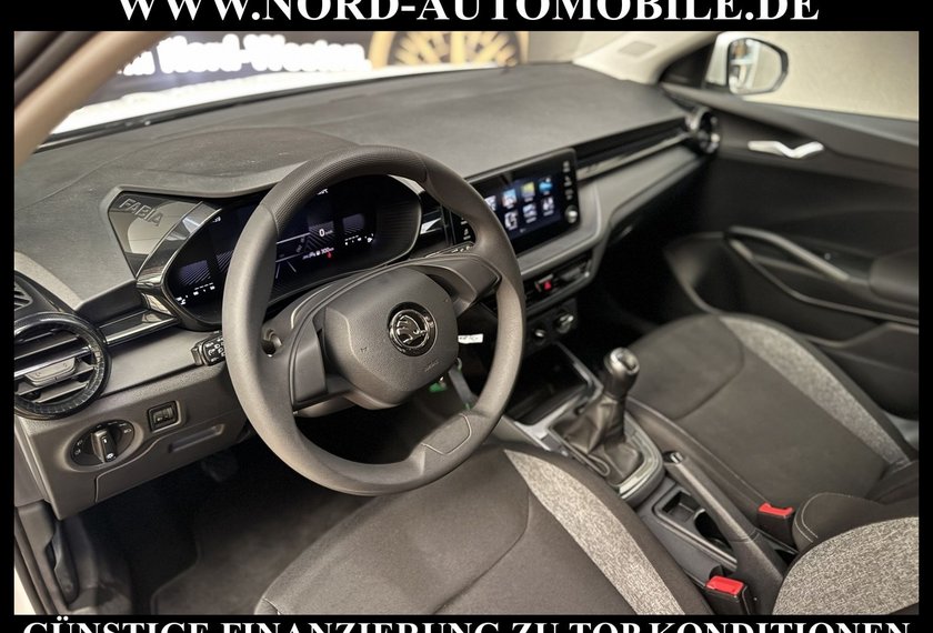 Skoda Fabia Fabia 1.0 MPI Essence LED/PDC/Klima