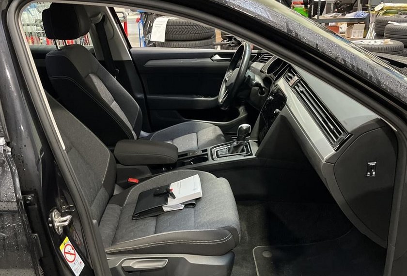 Volkswagen Passat Variant Passat Variant Business 2.0 TDI DSG AHK/Kamera/