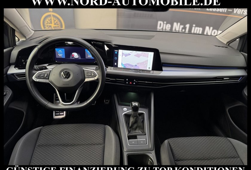 Volkswagen Golf Golf VIII Lim.1.5 TSI Active Matrix/StHz/Navi/