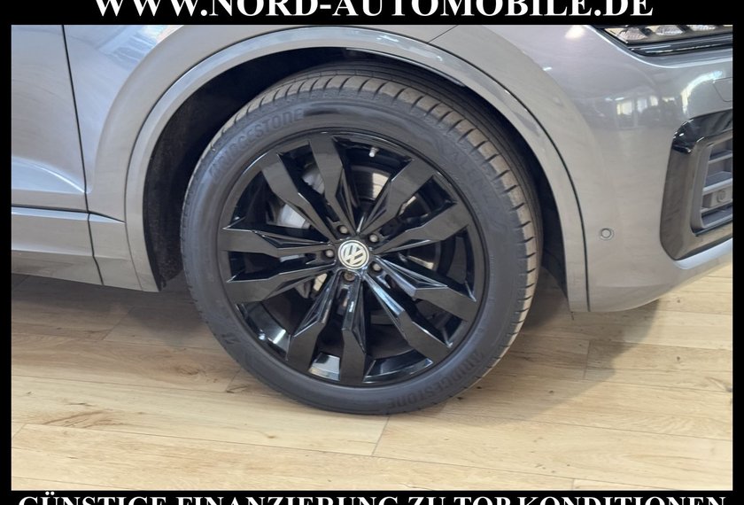 Volkswagen Touareg Touareg 3.0 TDI R-Line Black Style AHK/Luft/21&apos;&apos;