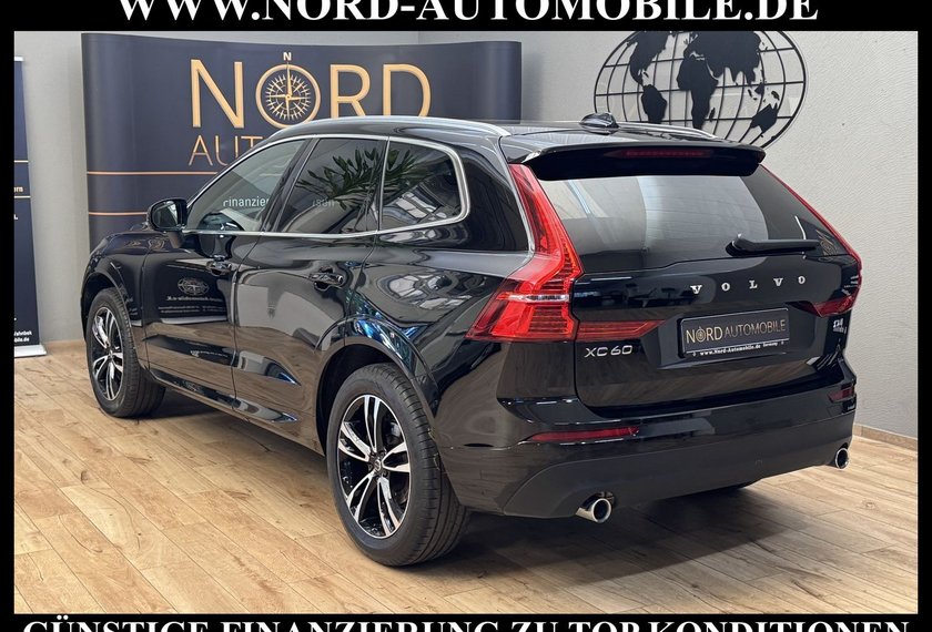 Volvo XC60 XC60 D4 Momentum *ACC*LEDER*KAM*LED*BLIS*19ZOLL*