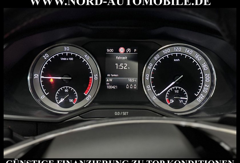 Skoda Superb Superb Combi Style 2.0 TDI DSG Pano/AHK/Kamera/