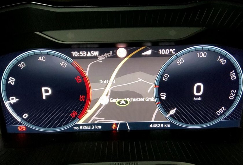 Skoda Superb Superb Limousine Sportline 2.0 TDI DSG AHK/19/