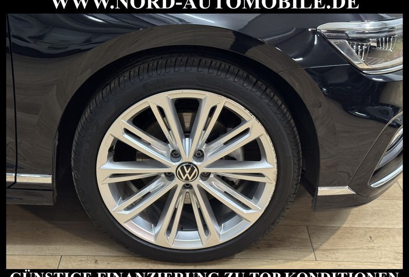 Volkswagen Passat Variant Passat Variant R-Line 1.5 TSI DSG Pano/AHK/19/