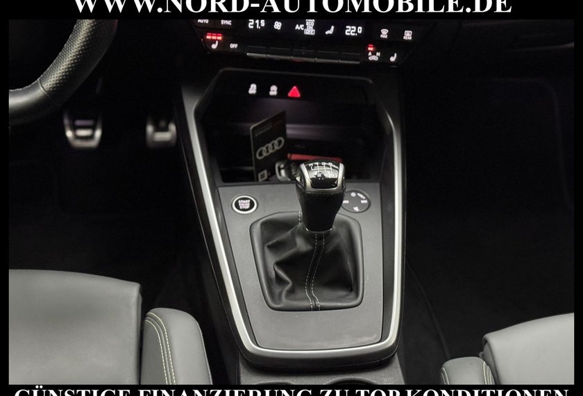 Audi A3 A3 Sportback S-Line 30 TFSI Leder/Navi/18/Virtua
