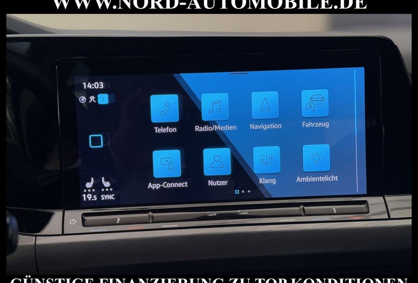Volkswagen Golf Golf Style 1.5 eTSI DSG Navi/LED/PDC/ACC