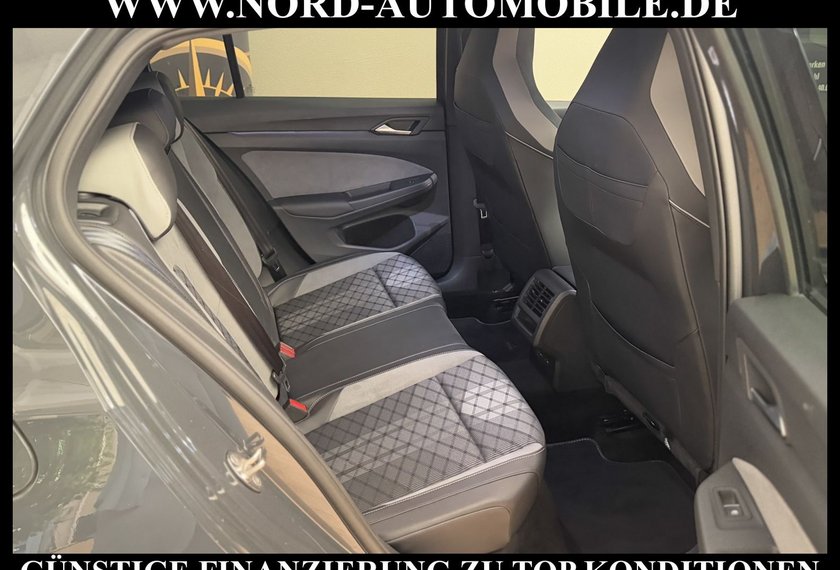 Volkswagen Golf Golf R-Line 2.0 TDI DSG Kamera/AHK/Side&amp;Lane/ACC