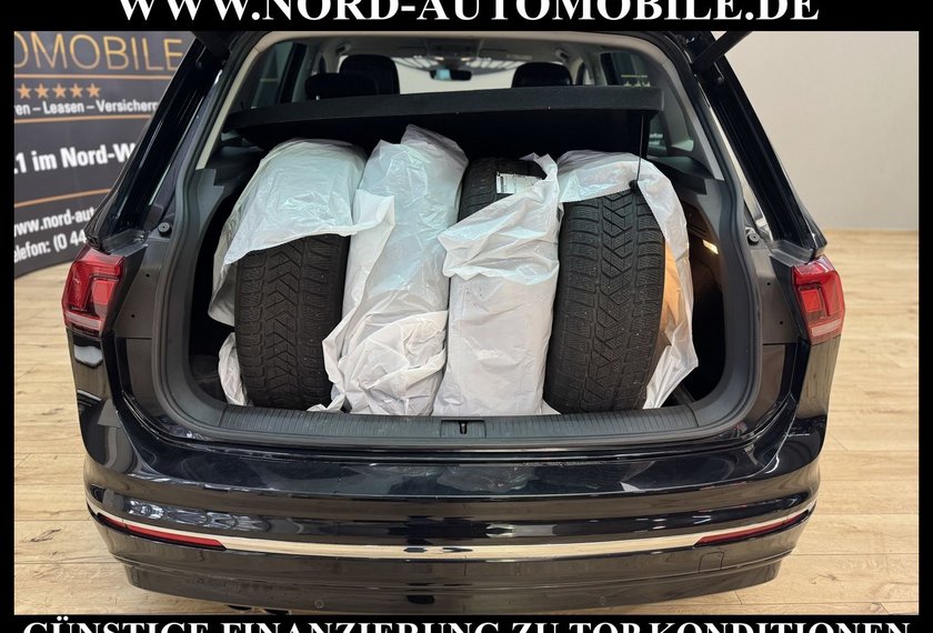 Volkswagen Tiguan Tiguan 2.0 TSI DSG R-Line 4MOT Dig.Cockpit/LED/