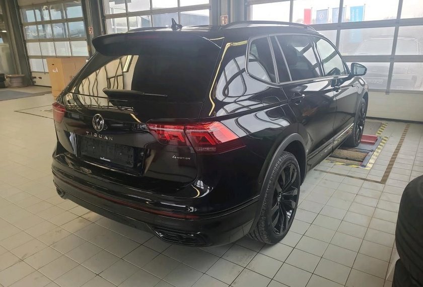 Volkswagen Tiguan Allspace Tiguan Allspace 2.0 TSI DSG R-Line Black Style