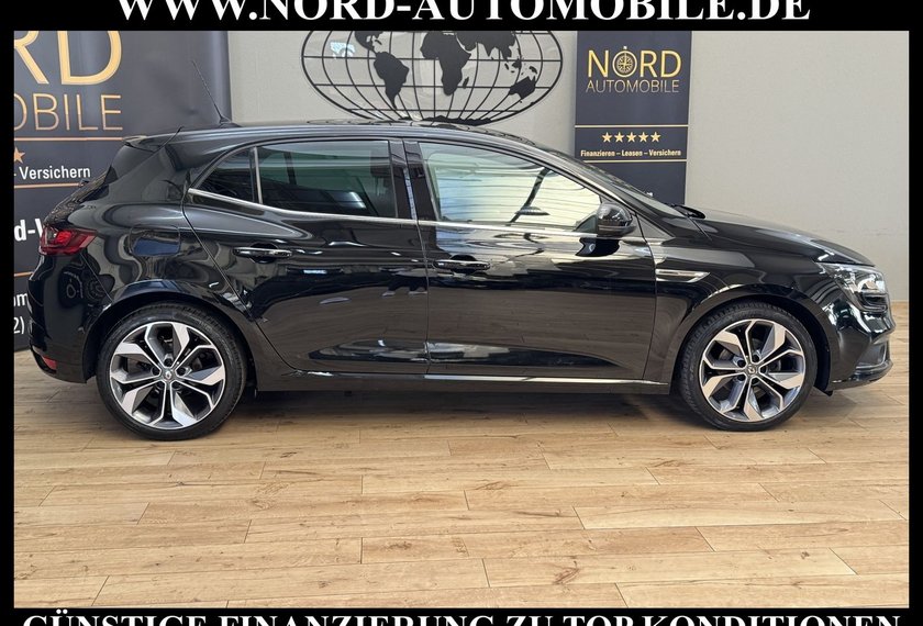 Renault Megane Megane IV Lim. BLUE dCI 115 BOSE EDITION*18ZOLL*