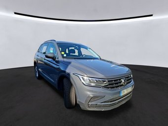 Volkswagen Tiguan Tiguan 2.0 TDI Life Navi*LED*KAMERA*ACC*DSG
