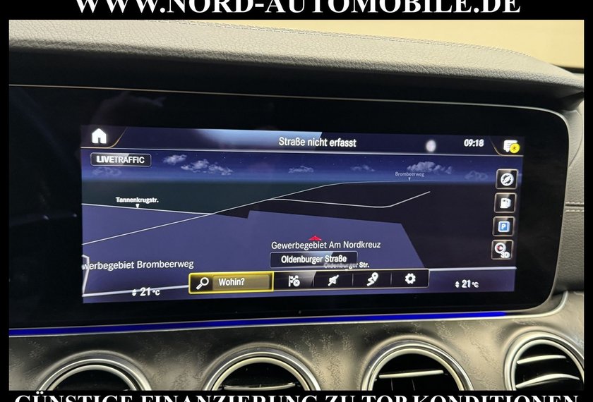 Mercedes-Benz E 220 E 220 d T AMG *LED*AHK*Schiebedach*Kam*19ZOLL*