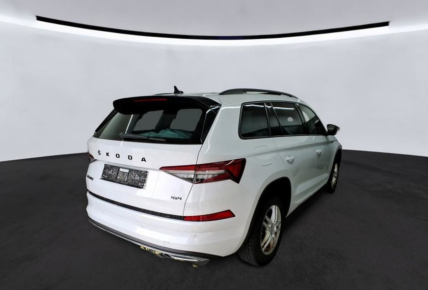 Skoda Kodiaq Kodiaq 2.0 TSI DSG Sportline 4x4 7-Sitzer/AHK/