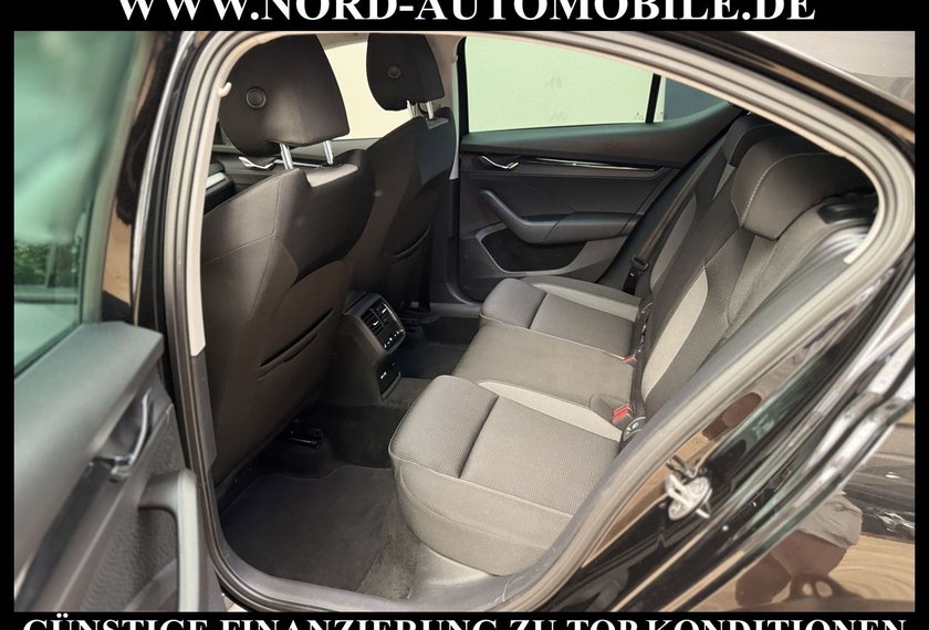 Skoda Octavia Octavia Limousine Ambition Tour 1.5 TSI DSG AHK