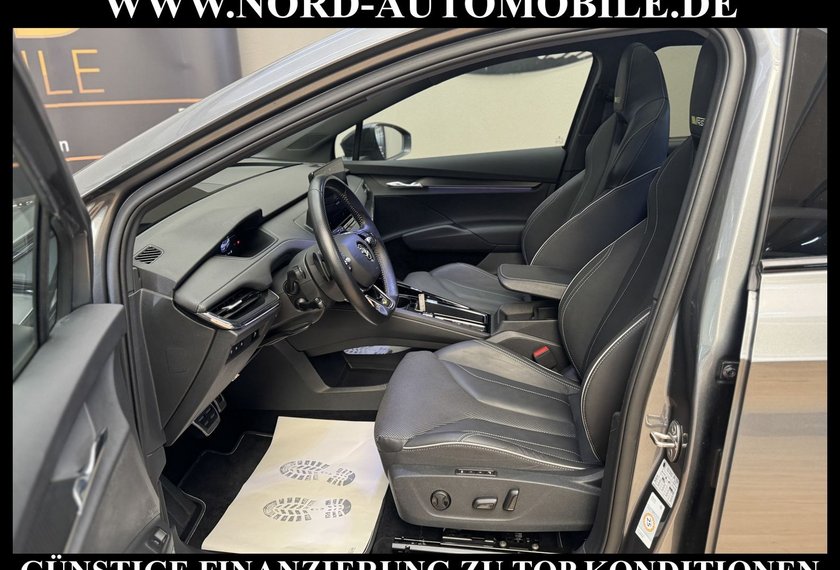 Skoda Enyaq Enyaq iV Coupé RS Suite 4x4 /AHK/Pano/21Z/UPE:71