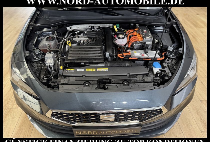 Seat Leon Leon XCELLENCE 1.4 TSI e-HYBRID DSG Navi/LED