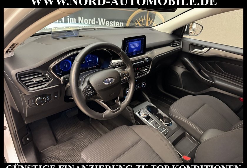 Ford Focus Focus Turnier 2.0 EB Titanium X *Ad.LED*AHK*StHz