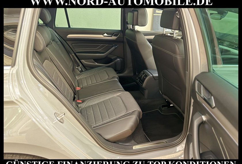 Volkswagen Passat Variant Passat Variant R-Line 1.5 TSI DSG Pano/AHK/18/