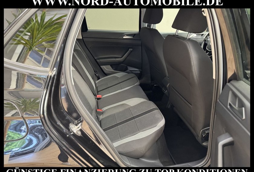 Volkswagen Polo Polo R-Line 1.0 TSI DSG Dig.Cockpit/Navi/LED