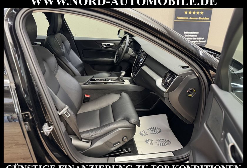 Volvo V60 V60 Kombi D4 INSCRIPTION *LEDER*H&amp;K*KAM*PANO*LED