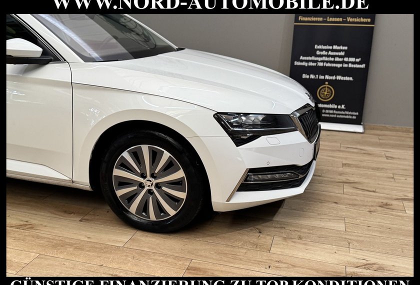 Skoda Superb Superb iV Combi Style 1.4 TSI DSG SIDE&amp;LANE/Area