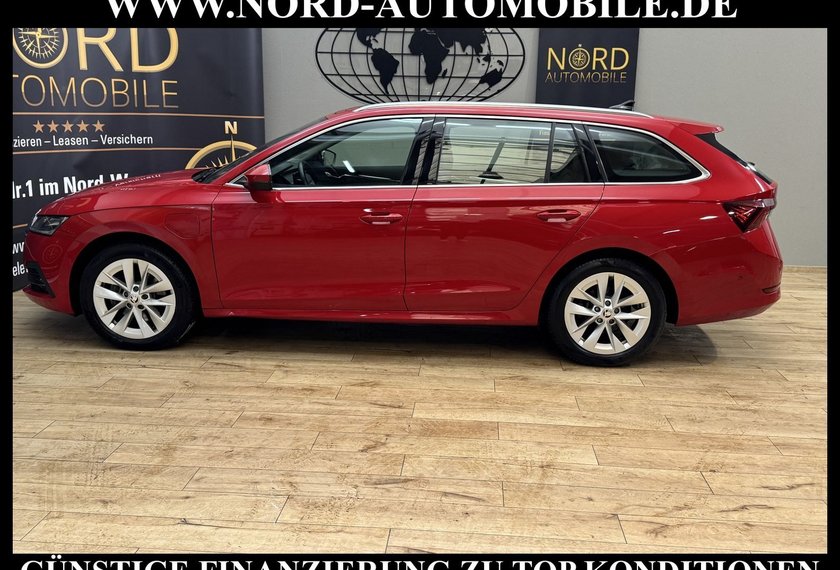 Skoda Octavia Octavia iV Combi Style 1.4 TSI DSG Pano/HeadUp/