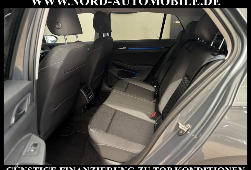 Volkswagen Golf Golf VIII 1.5 TSI Active Kamera/ACC/Navi/LED/17