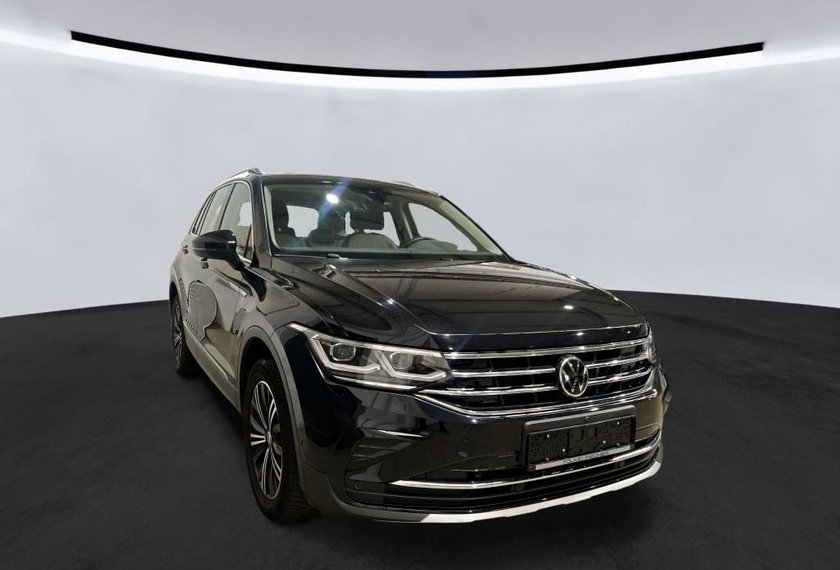 Volkswagen Tiguan Tiguan Elegance 4MOT 2.0 TDI DSG Leder/Pano/AHK/