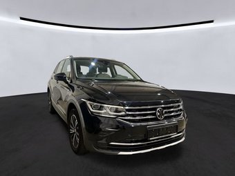 Volkswagen Tiguan Tiguan Elegance 4MOT 2.0 TDI DSG Leder/Pano/AHK/