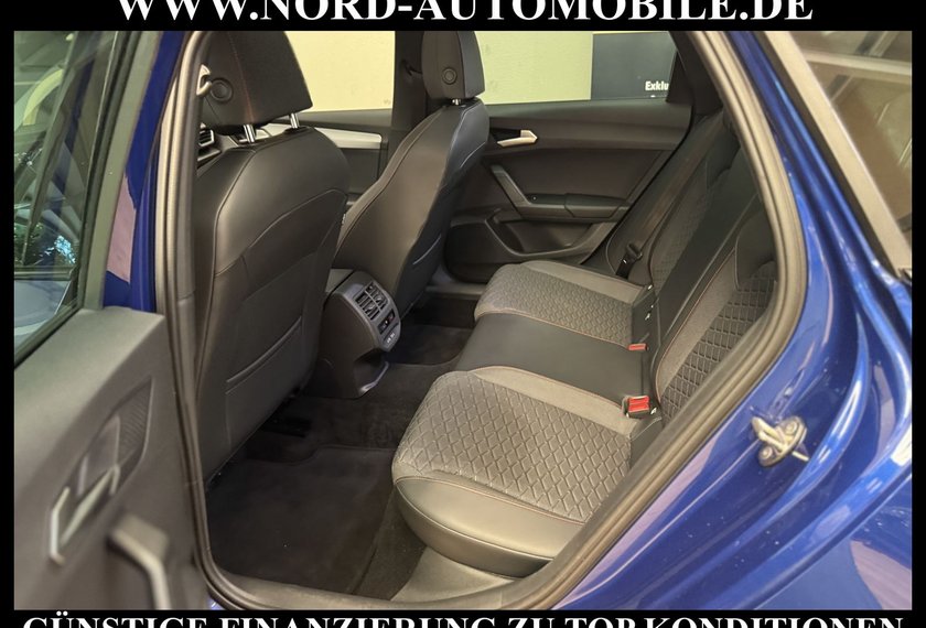 Seat Leon Leon Sportstourer 2.0 TDI DSG FR *LED*AHK*PANO*