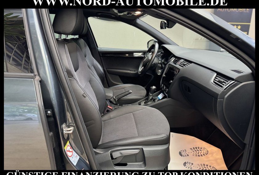 Skoda Octavia Octavia Combi Style 2.0 TDI DSG Pano/Navi/Lane
