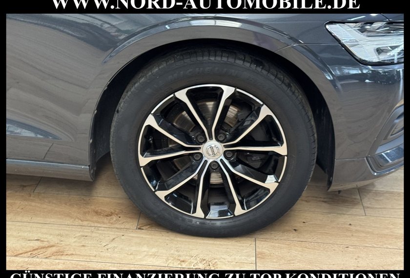 Volvo V60 V60 Kombi D3 Momentum Pro *AHK*LED*H&K*KAM*BLIS*