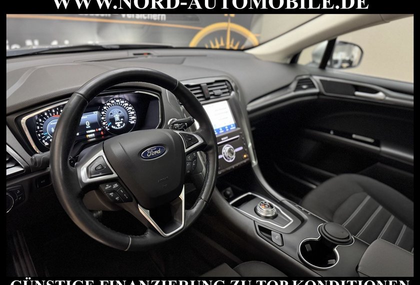 Ford Mondeo Mondeo Turnier 2.0 EB Titanium *AHK*ACC*PANO*LED