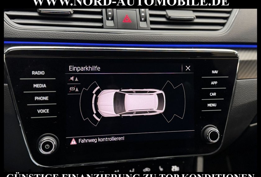 Skoda Superb Superb Combi Sportline 2.0 TDI DSG Navi/LED/19/