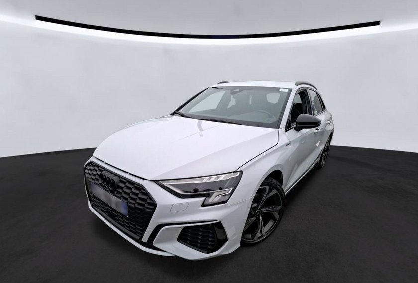 Audi A3 A3 Sportback S-Line 1.5 35 TFSI Virt.Cockpit/18