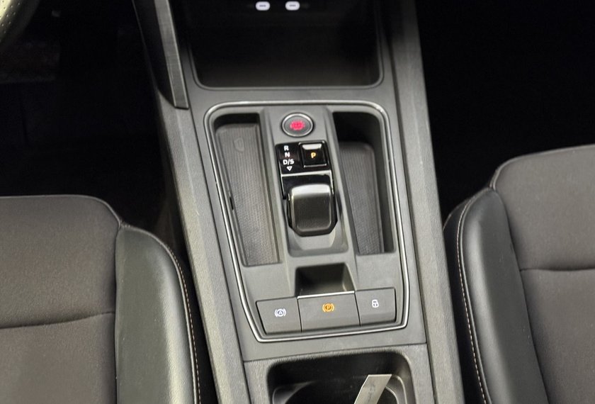 Cupra Formentor Formentor 1.5 TSI DSG LED/SHZ/ACC/PDC/Virt.Cockp