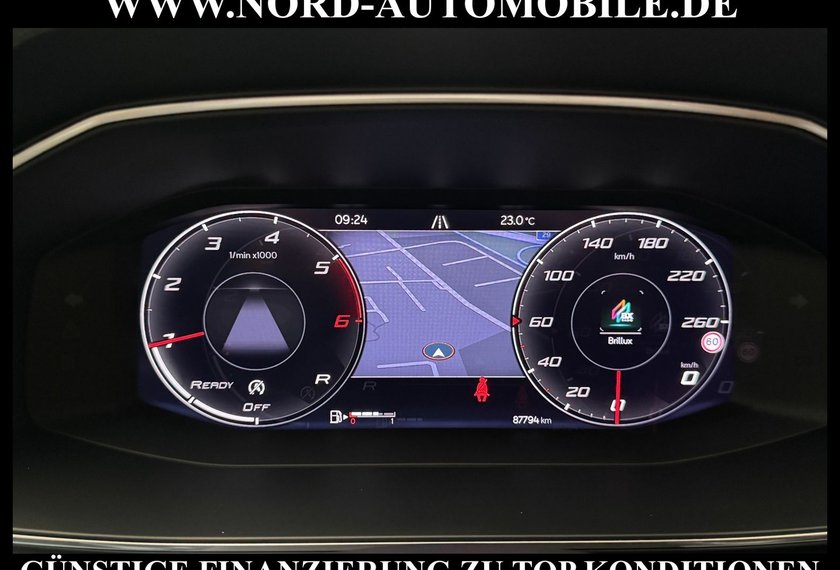 Seat Leon Leon Sportstourer 2.0 TDI DSG FR *LED*AHK*PANO*