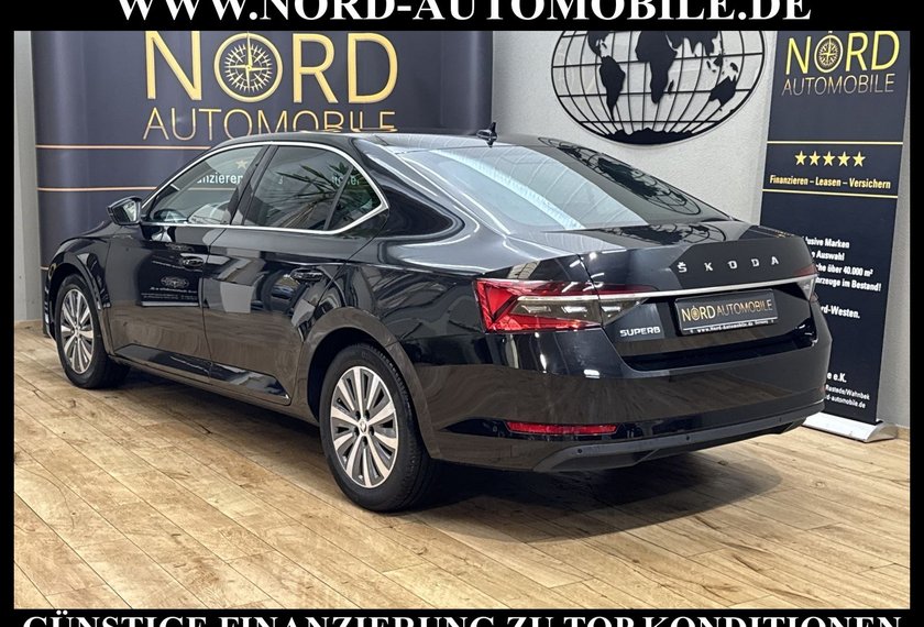 Skoda Superb Superb Limousine Style 2.0 TDI Kamera/Navi/LED/
